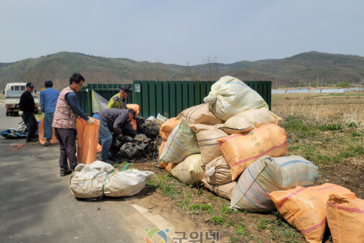 군위군 우보면 봉산1리, 대청소·꽃심기로 봄향기 가득