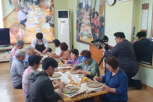 군위군 우보면 나호마을 주민 작품, 삼국유사배움터 작은미술관에서 전시