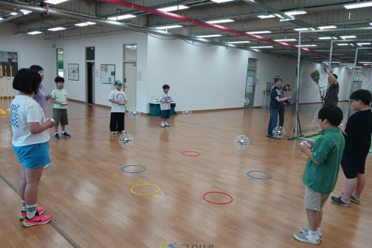 군위군 청소년, 드론 축구로 미래를 만나다!