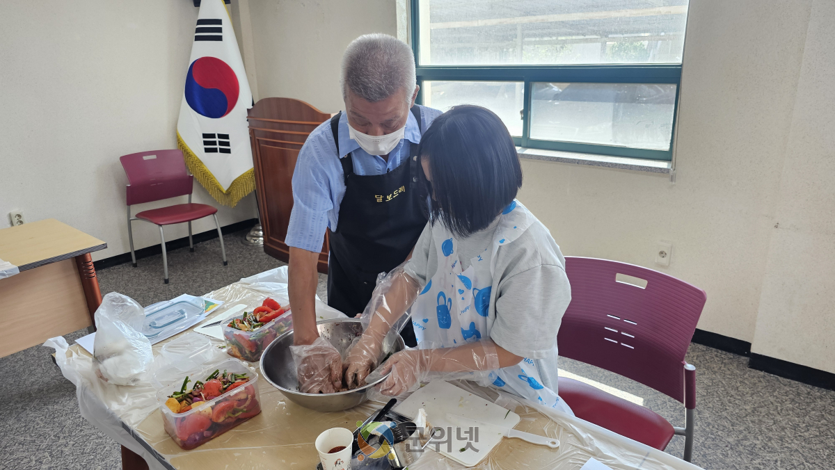 다양한 가족이 함께 만든 정(情), 군위군가족센터 해비치나눔봉사단, 가족봉사단으로 새롭게 첫발 이미지