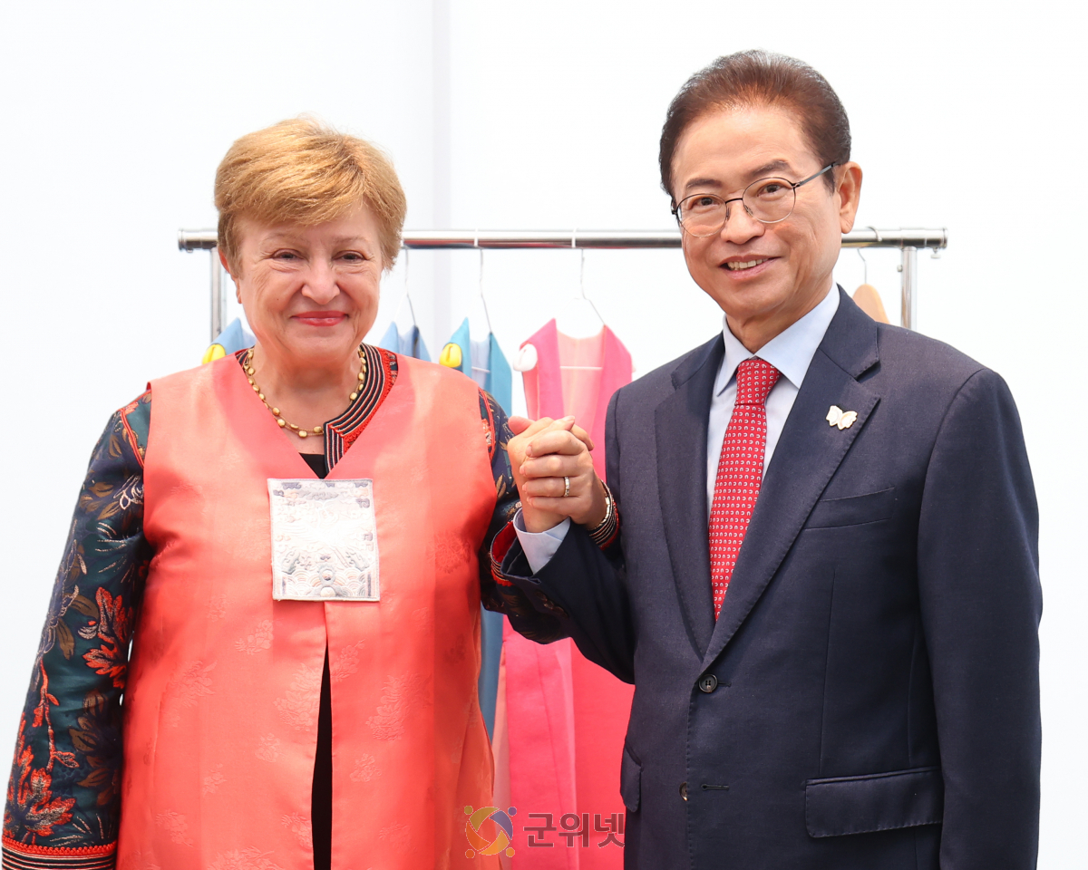 APEC 정상회의 참가 주요인사, 신라 천년 역사와 문화에 매료돼 이미지