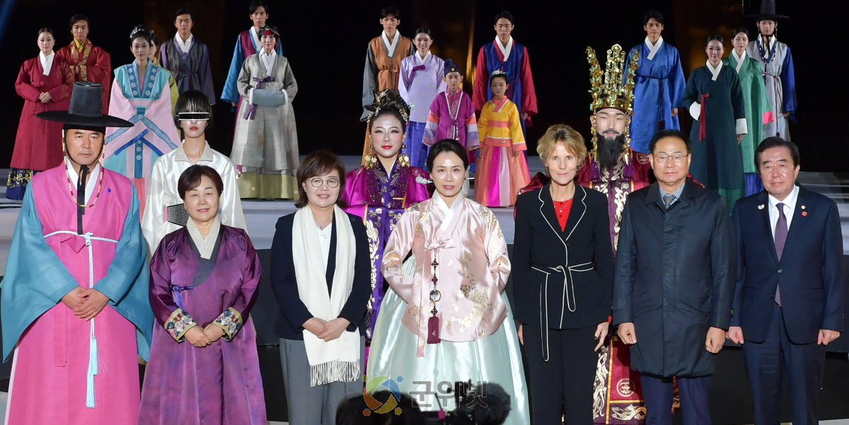 APEC 정상회의 참가 주요인사, 신라 천년 역사와 문화에 매료돼 이미지