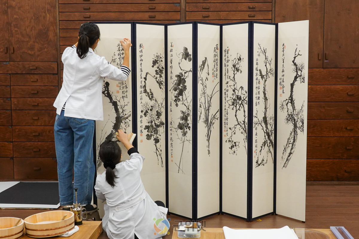 대구간송미술관, '2025 지역공헌 수리복원 사업' 성공적 마무리지역 지류문화유산 22건 30점 수리복원 완료 이미지