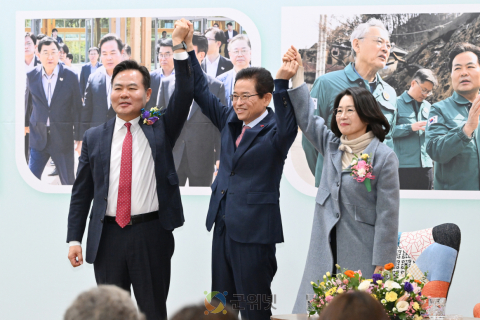 책임과 신뢰의 공직 33년.. 김학홍 행정부지사 영예로운 퇴임 이미지