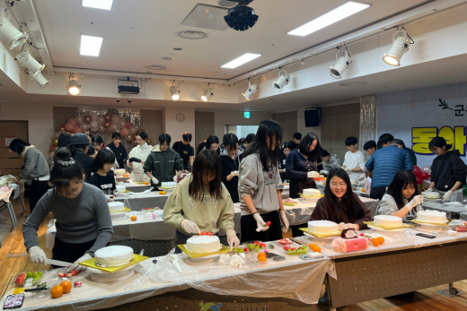 군위군 청소년 참여기구와 동아리가 함께한 ‘2025년 군위 청소년 한마당’성료