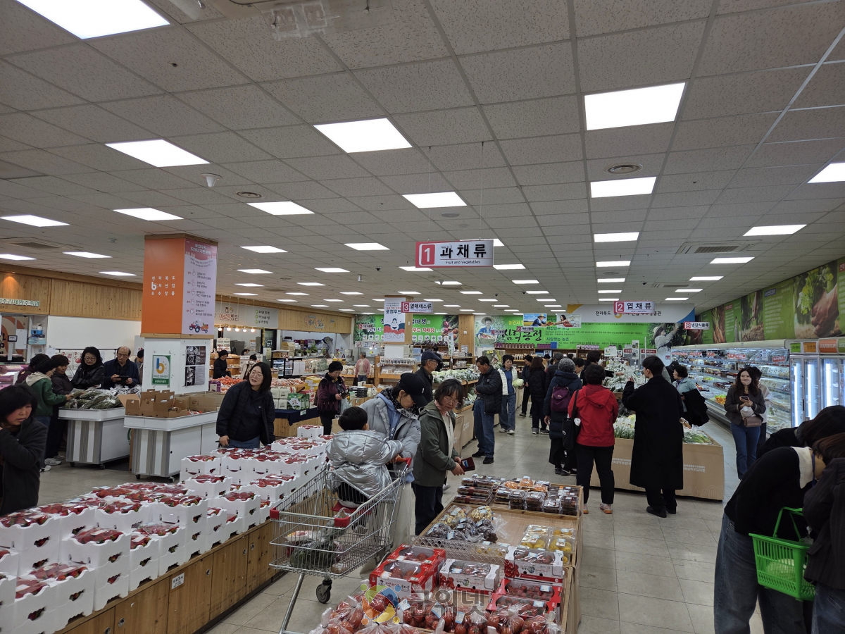 군위군, 로컬푸드 생산농가 선진지 견학 실시 이미지