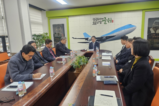 현장이 답이다” 농업인 상담소장 소통의 장 마련 군위군 농업 소통 지도 강화