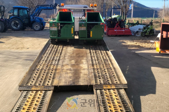 군위군, 임대농기계 운반서비스 확대 이미지