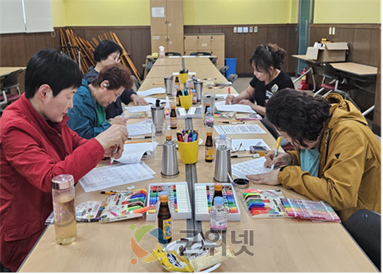 조리원 힐링 프로그램 ‘글꽃 피는 손길, 세상에 하나뿐인 텀블러 제작소’ 성료