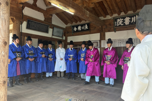 군위군 양천서원, 선현추모 향사 봉행