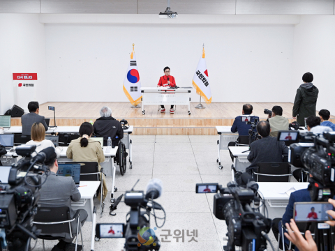 이철우 “김재원 경선 자격 박탈해야”…경북지사 경선, 네거티브 공방 격화