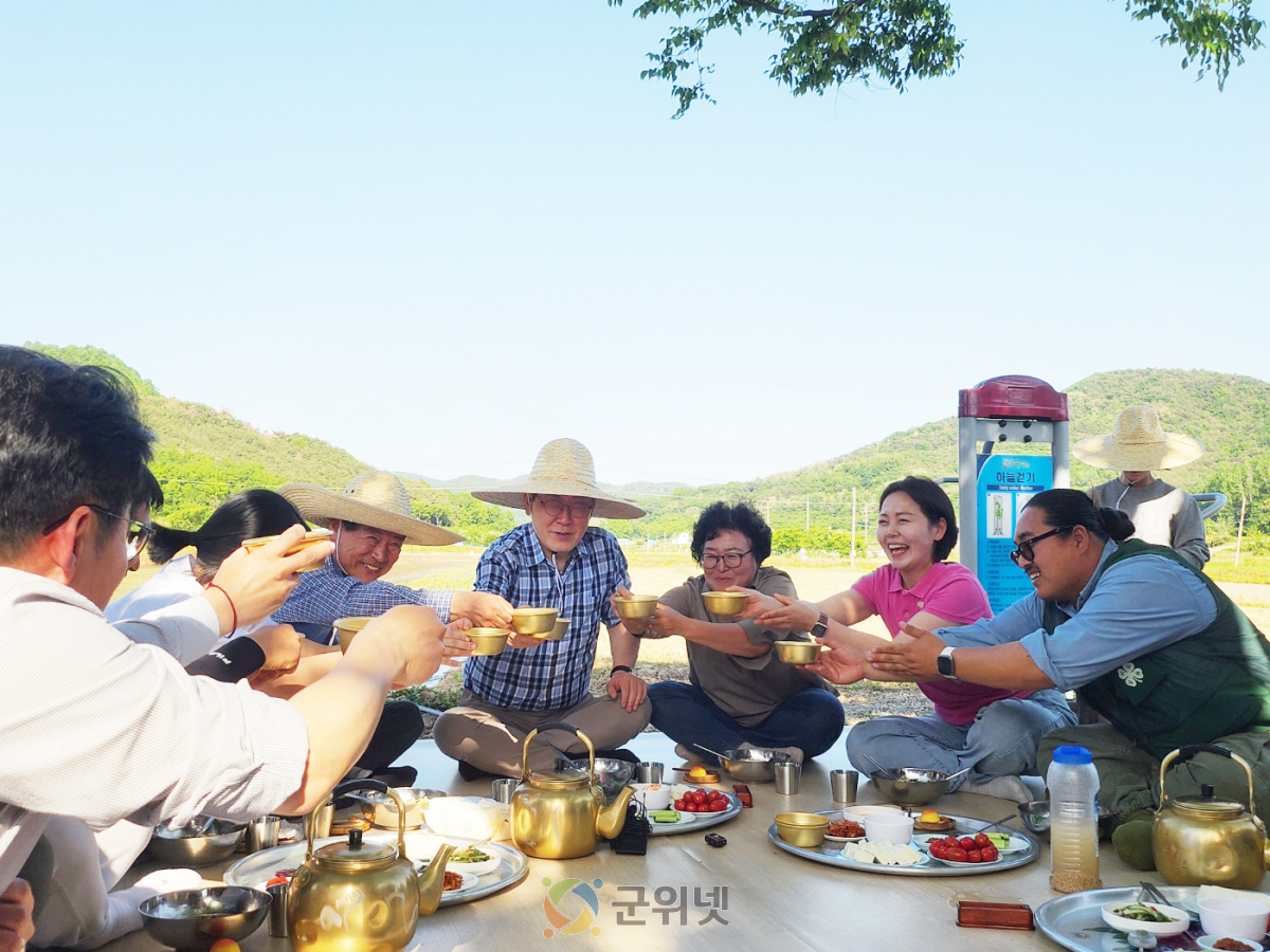 우무실마을 찾은 이재명 대통령…모내기·새참 간담회로 농촌 현장과 소통 이미지