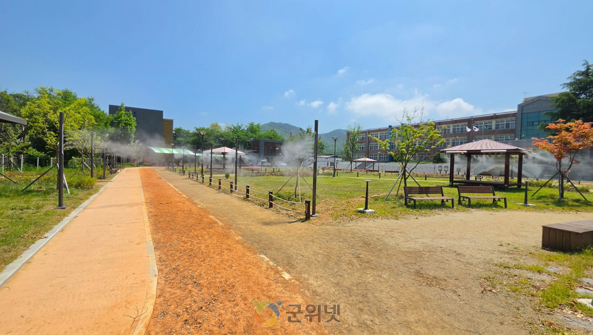 군위군, 쿨링포그로 기후위기 폭염대응 앞장서 이미지