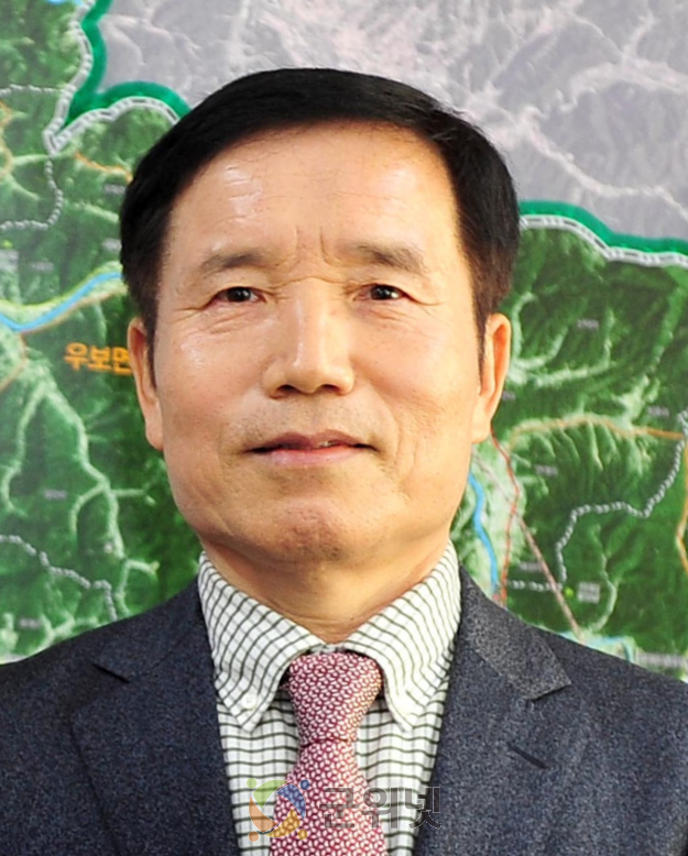 이전호 세무사, 군위군 고향사랑기부금 500만 원 쾌척...3년 연속 이어지는 고향 사랑