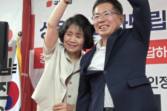 군위군수 김진열·시의원 박창석 ‘압승’...군의회는 여야·무소속 쟁탈전 이미지
