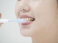 국민 10명 중 7명은 엉뚱한 양치질 중…내게 맞는 양치법은?